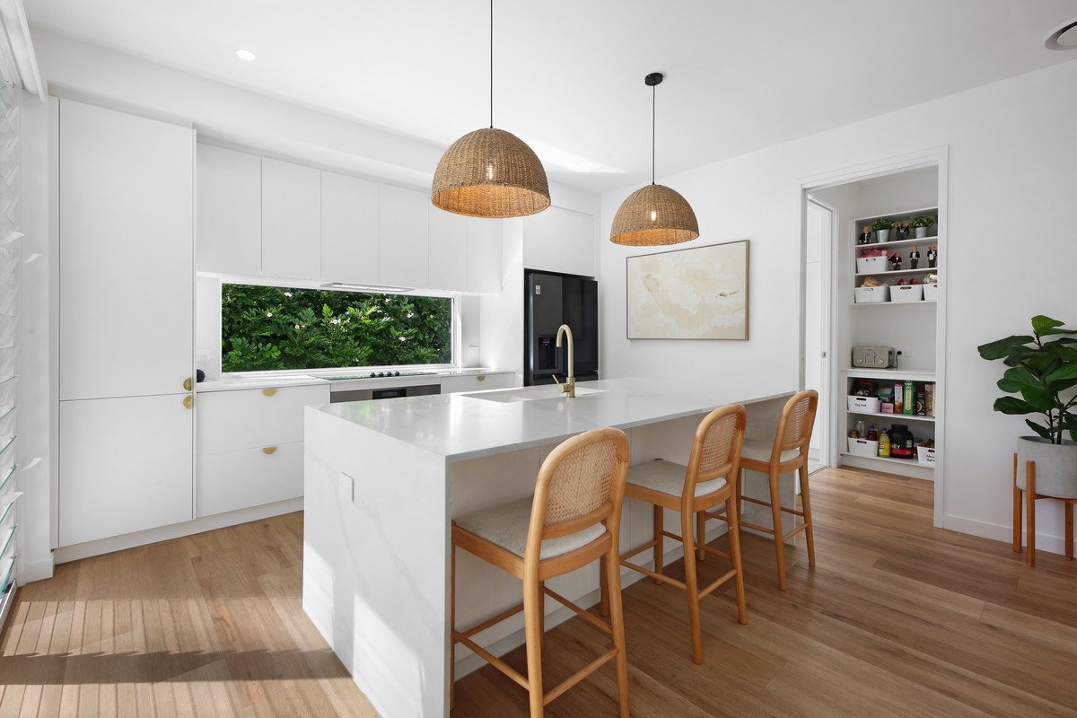 2/13 Tabilban Street Burleigh Heads 6