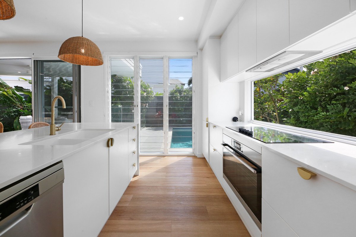 2/13 Tabilban Street Burleigh Heads 7