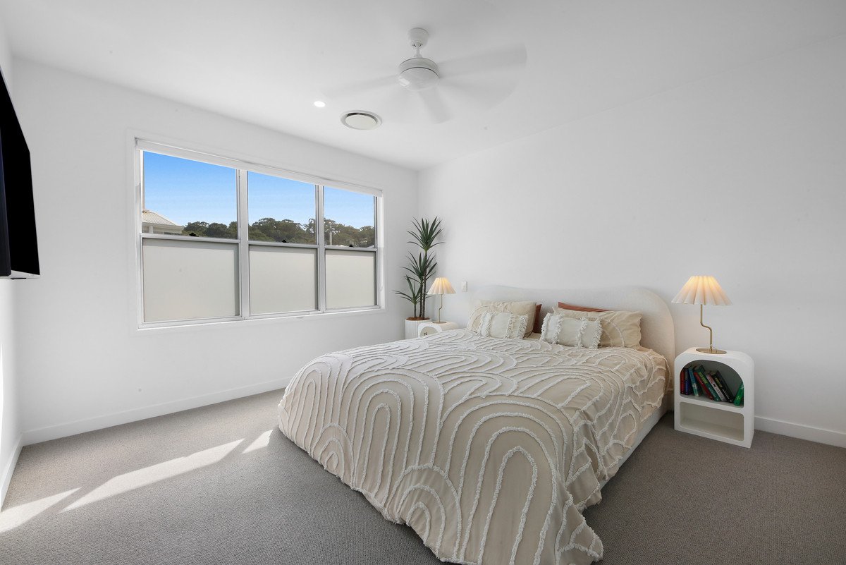 2/13 Tabilban Street Burleigh Heads 16