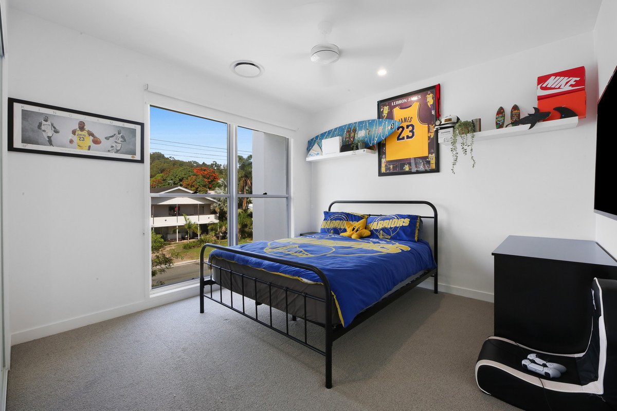 2/13 Tabilban Street Burleigh Heads 19