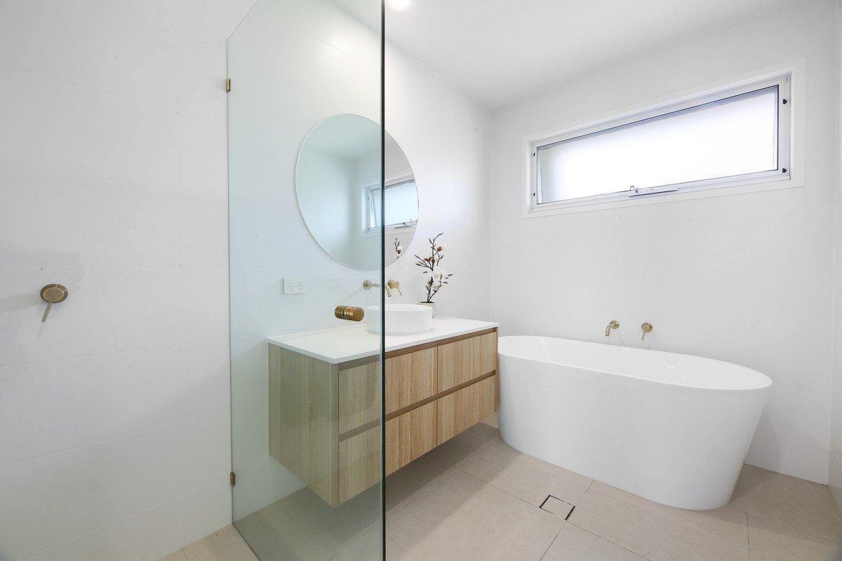 2/13 Tabilban Street Burleigh Heads 21