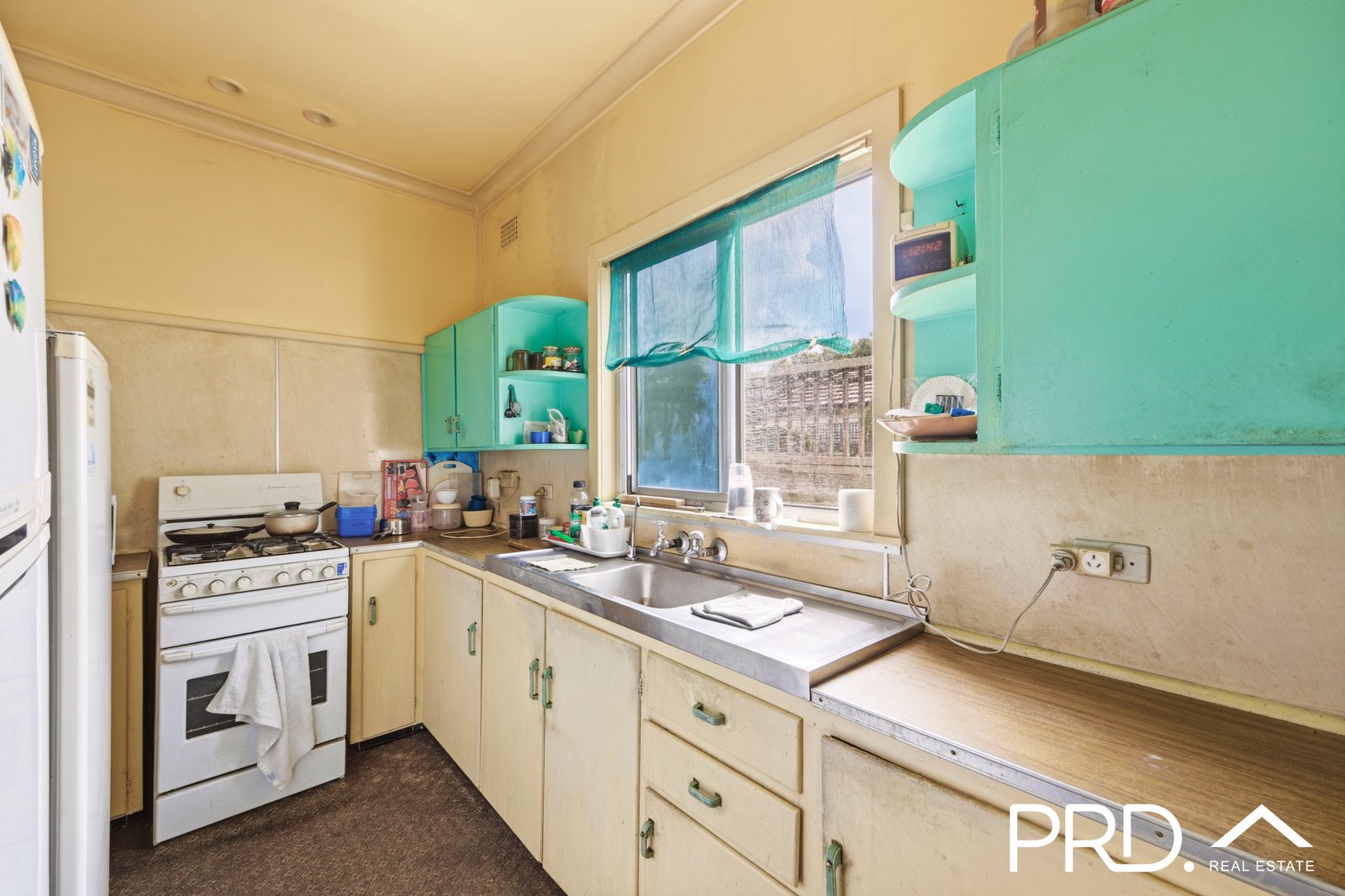 213 The River Road REVESBY 5