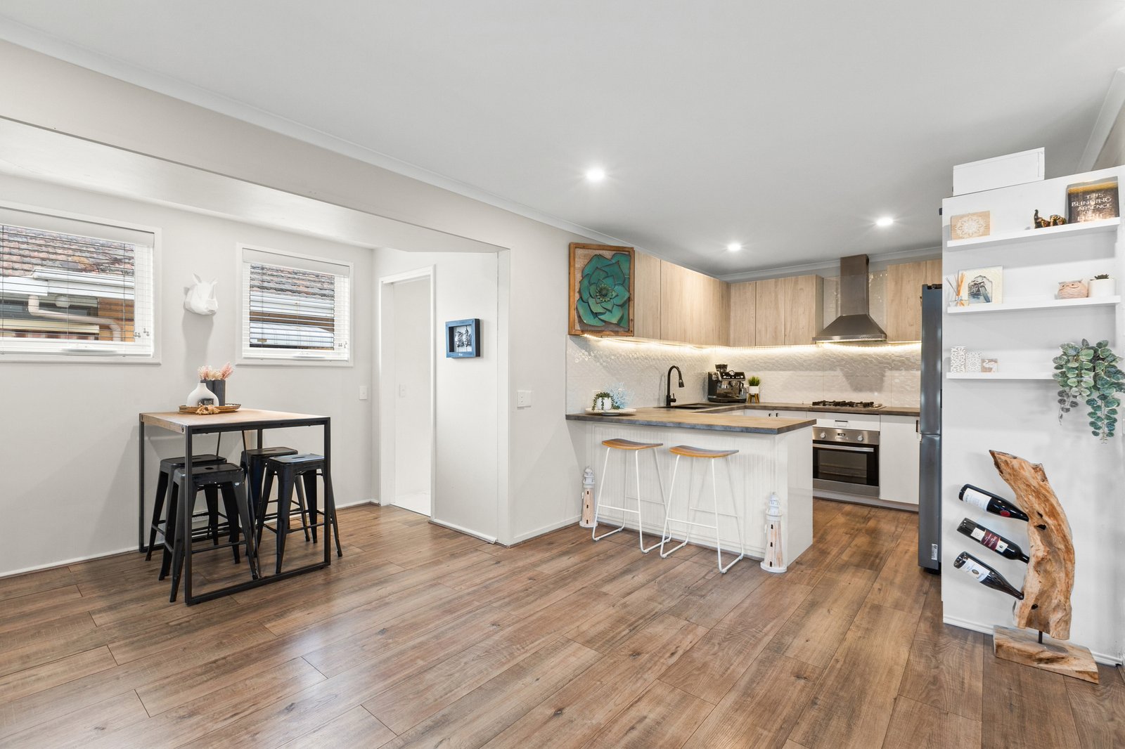 Gallery: 2/13 Tilley Street