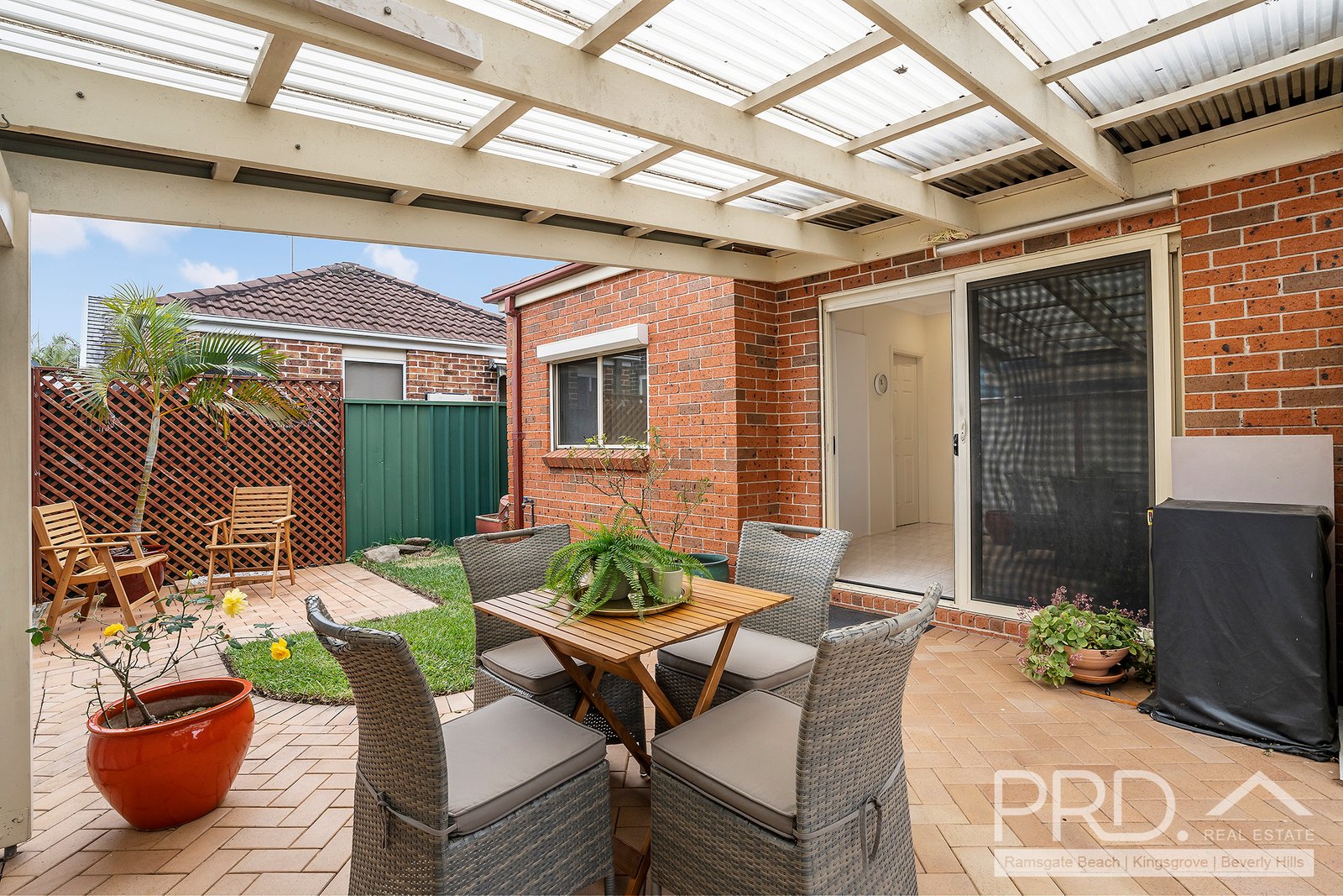 2/13 Tuffy Avenue SANS SOUCI 11