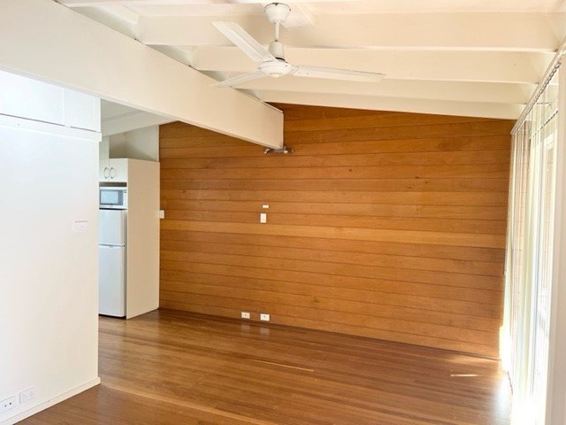 2/13 Victor Parade SHOAL BAY 2