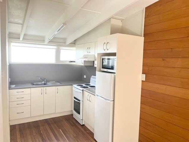 2/13 Victor Parade SHOAL BAY 3