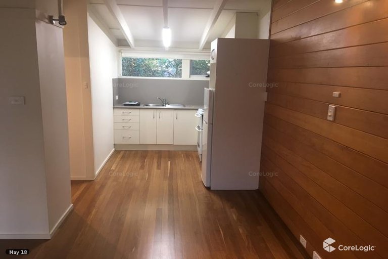 2/13 Victor Parade SHOAL BAY 2