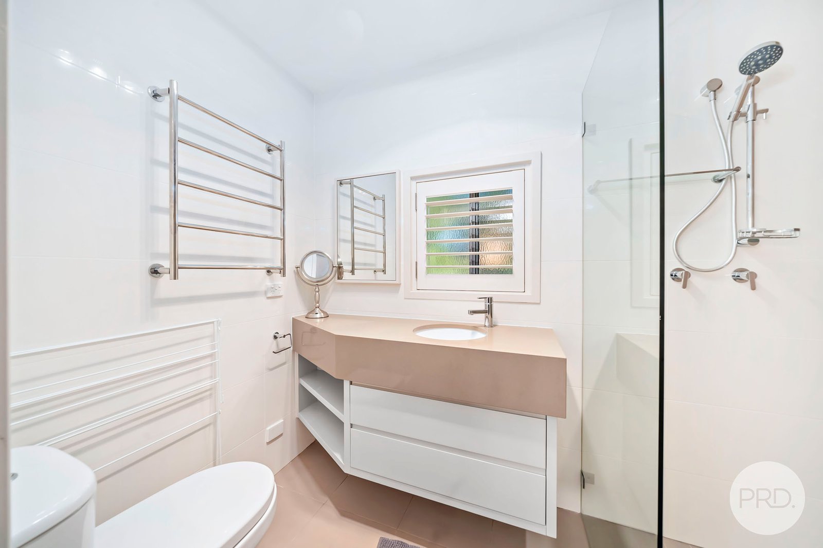2/13 Victoria Parade NELSON BAY 4