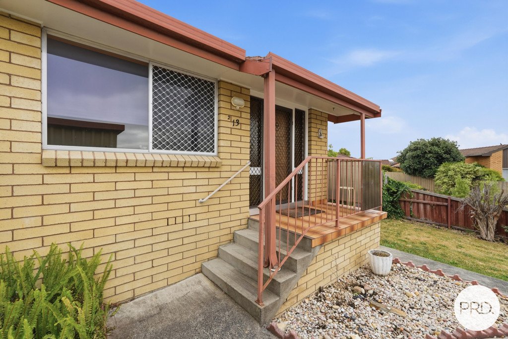2/13 Walgett Pl  GLENORCHY 2