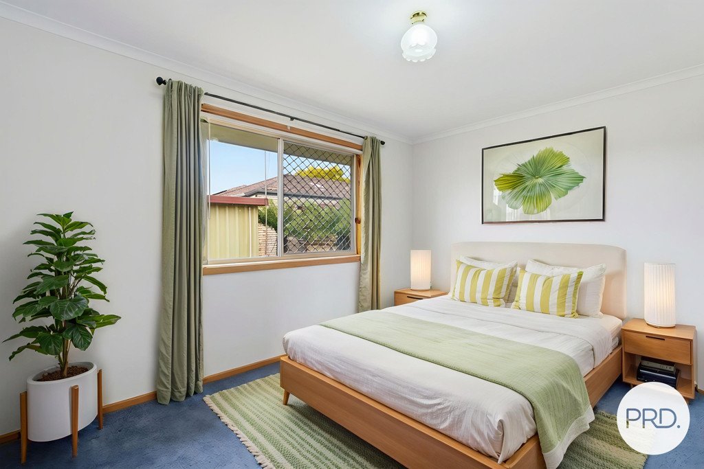 2/13 Walgett Pl  GLENORCHY 8