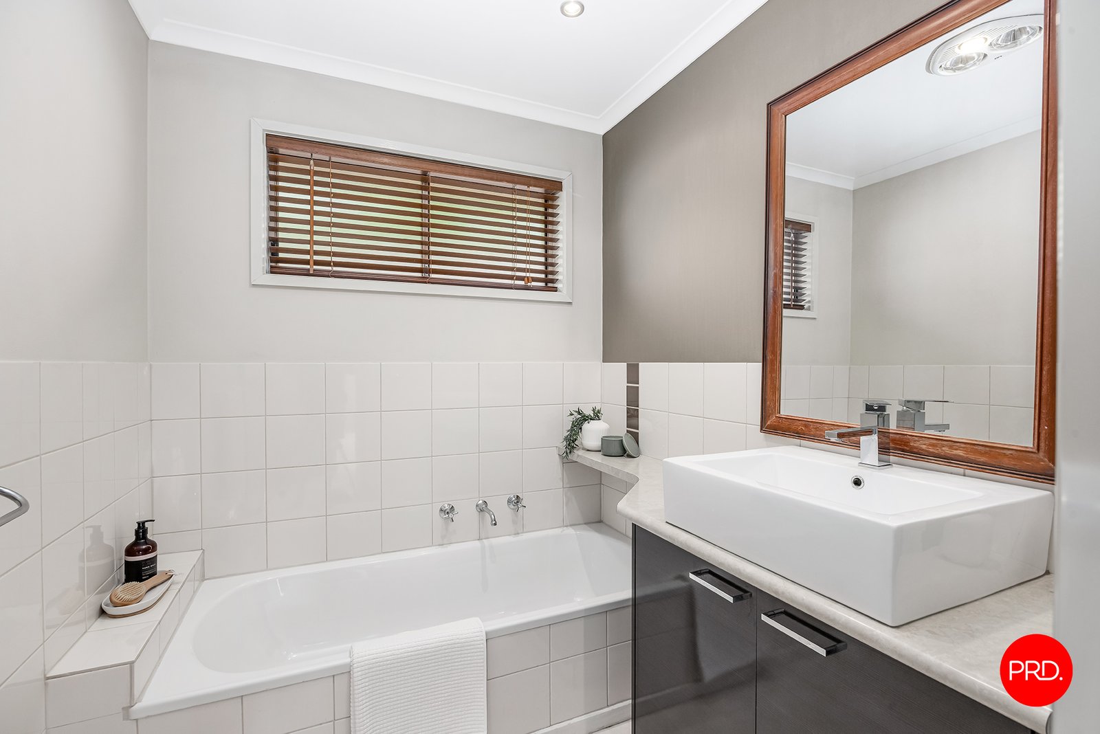 213 Wattle Street IRONBARK 11