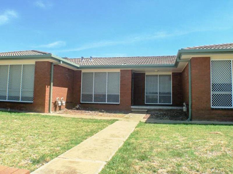 2/13 Wewak Street ASHMONT 1