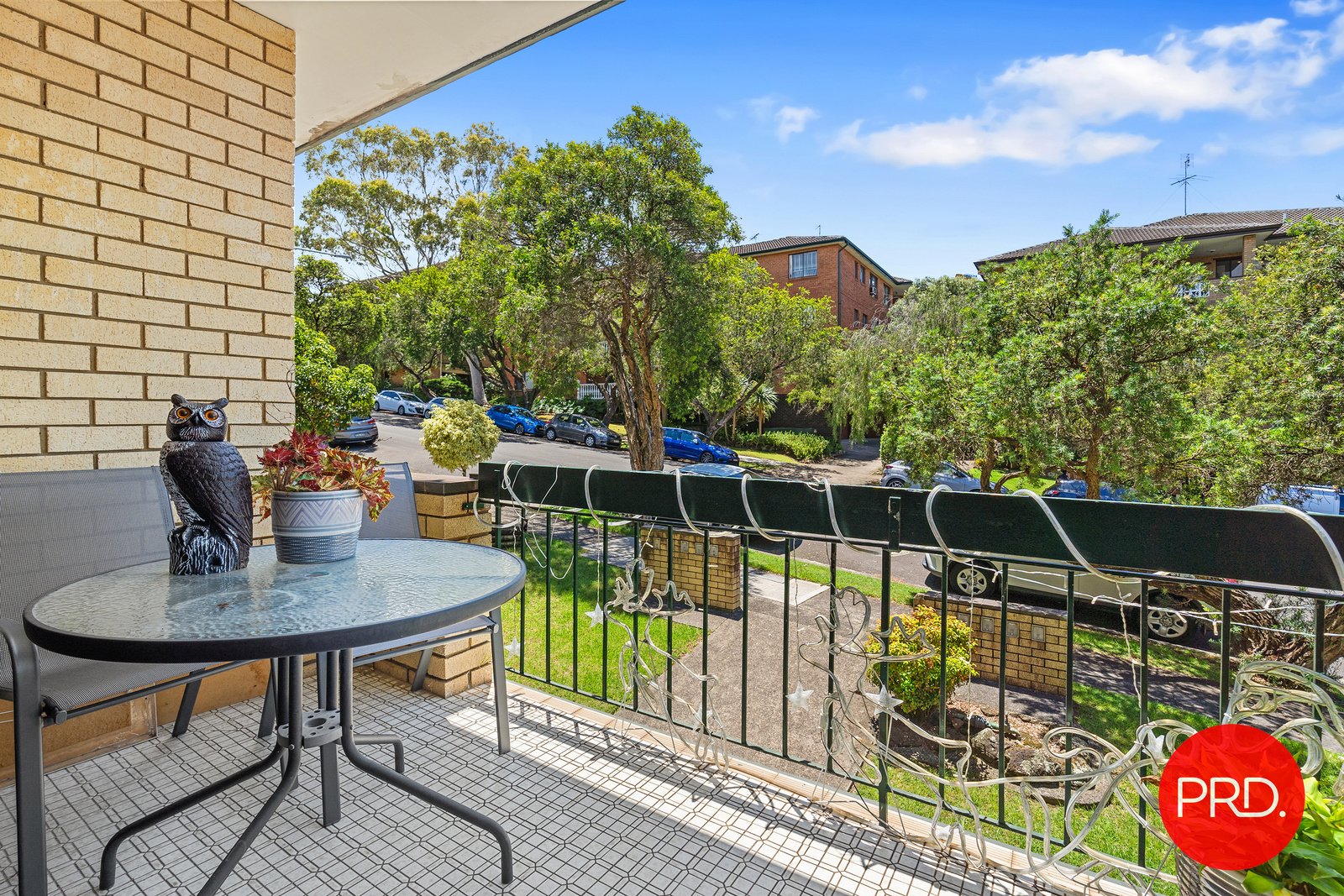 2/13 Winchester Street CARLTON 9