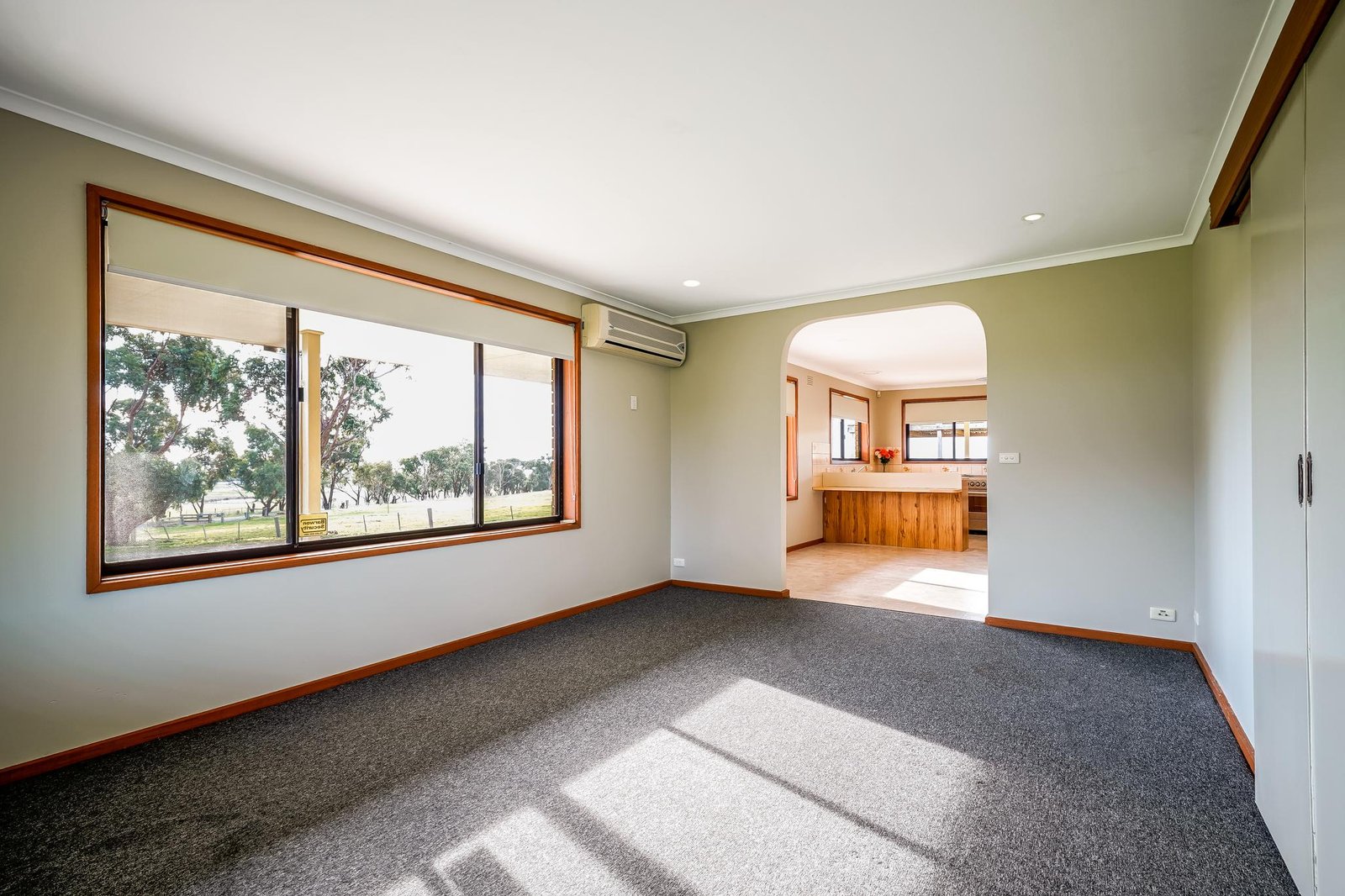 Gallery: 2/130 Alexander Avenue