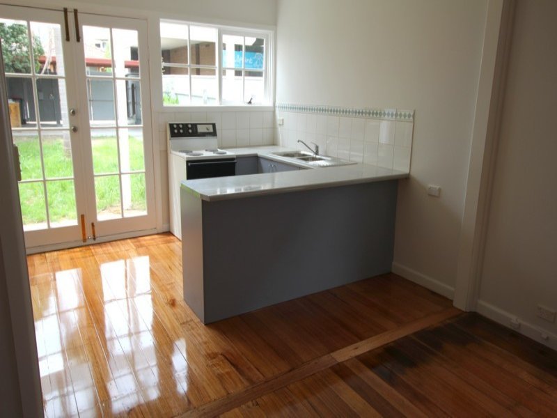 Gallery: 2/130 Balcombe Road