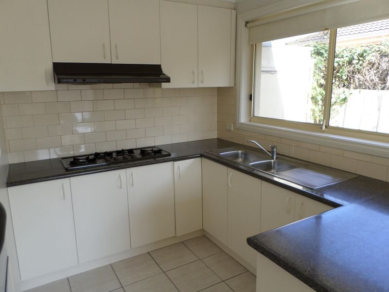Gallery: 2/130 Lower Dandenong Road