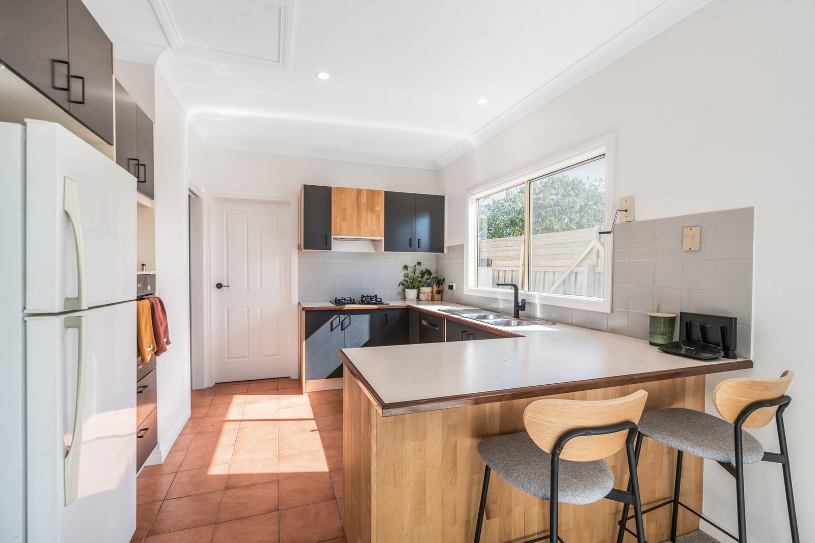 Gallery: 2/130 Roslyn Road