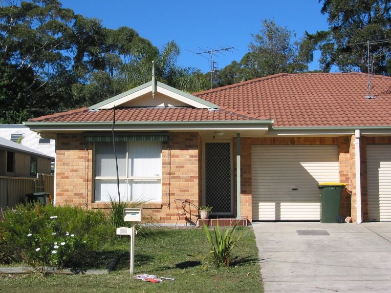 2/130 Tomaree Rd  SHOAL BAY 1