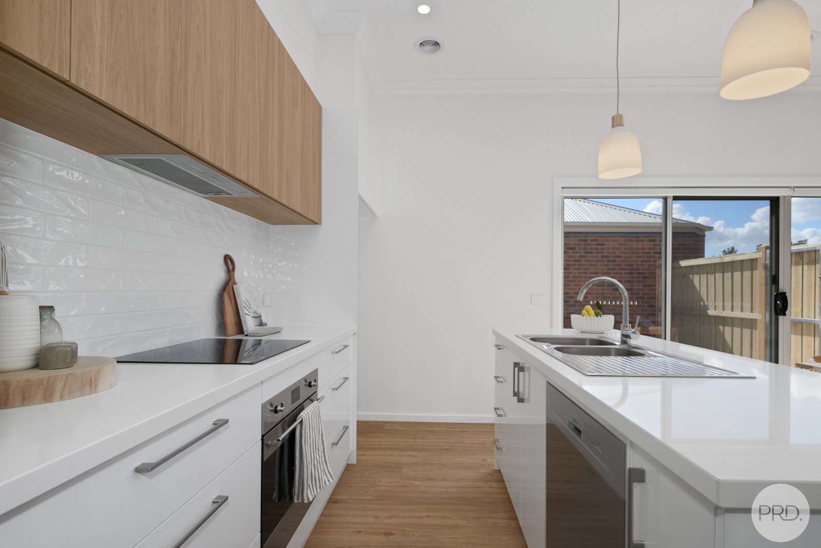 2/1304A Gregory Street LAKE WENDOUREE 6