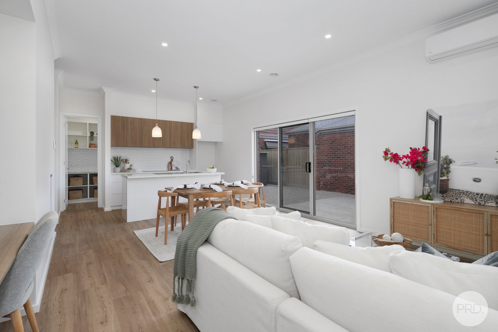 2/1304A Gregory Street LAKE WENDOUREE 7