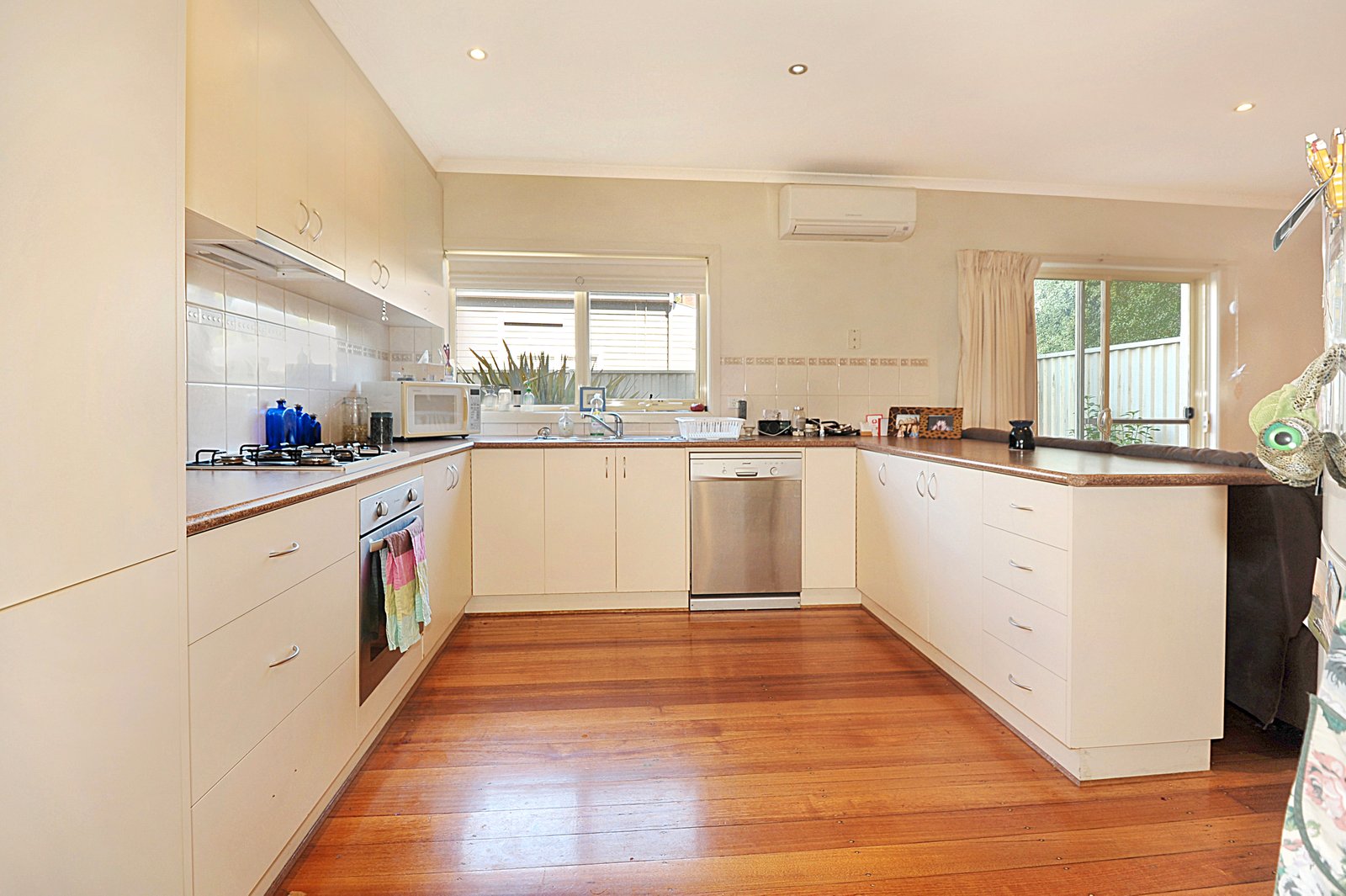 Gallery: 2/1314 Mair Street