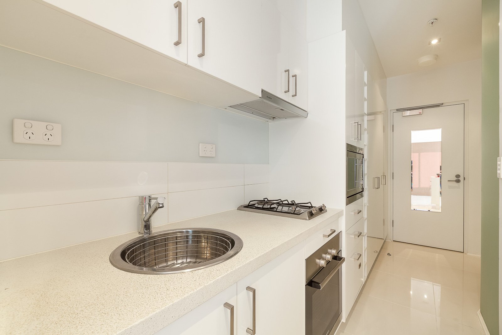 Gallery: 213/18-34 Station Street