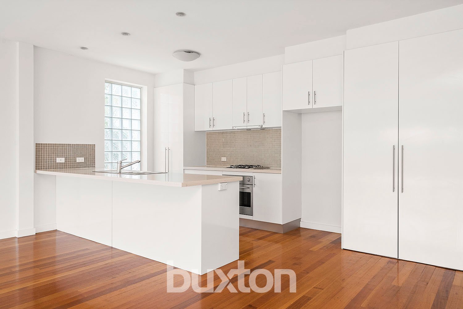 Gallery: 2/132 Balcombe Road