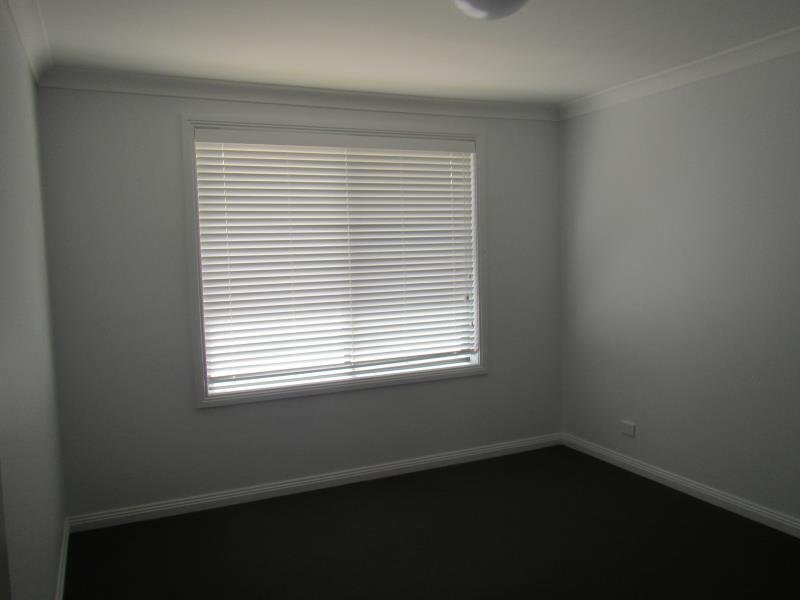 2/132 Manilla Road TAMWORTH 3