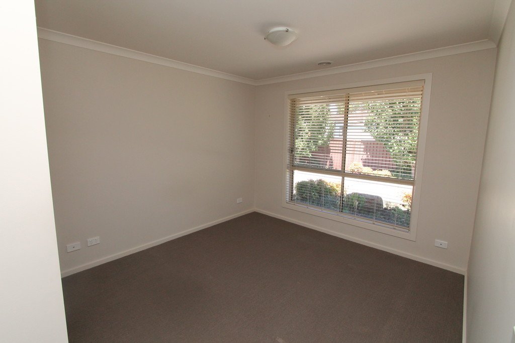 2/132 Spencer Street SEBASTOPOL 3