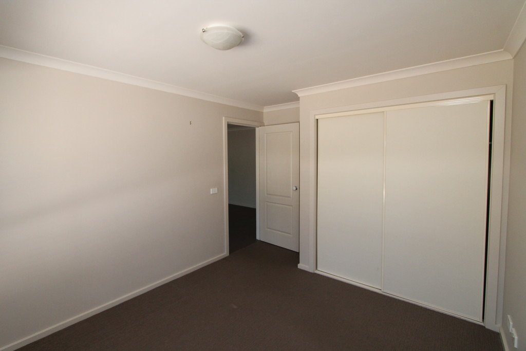2/132 Spencer Street SEBASTOPOL 4