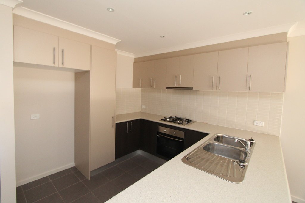 2/132 Spencer Street SEBASTOPOL 8