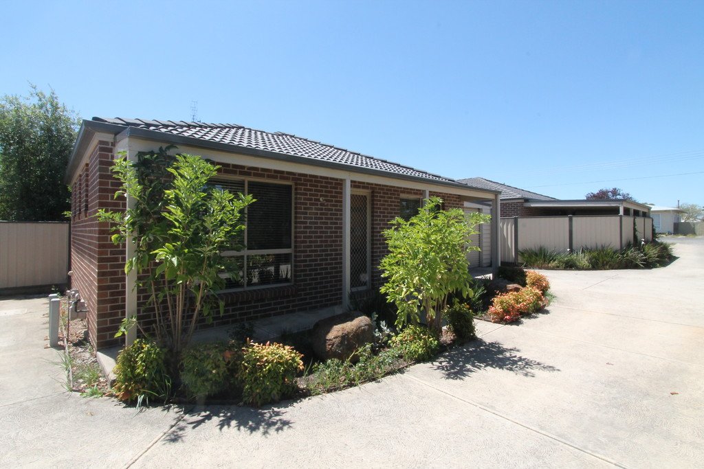 2/132 Spencer Street SEBASTOPOL 13