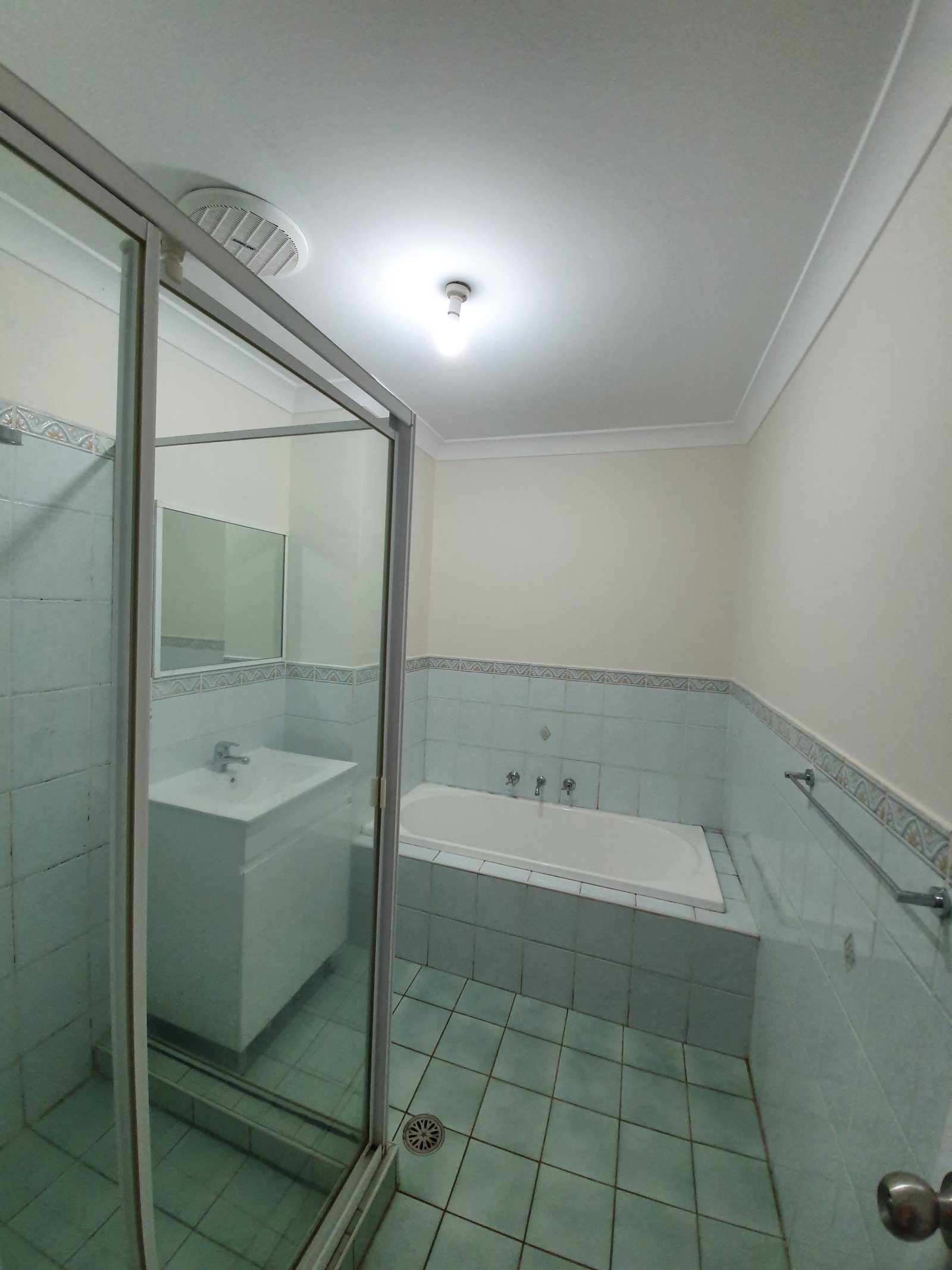 21/33 Bathurst Street LIVERPOOL 8