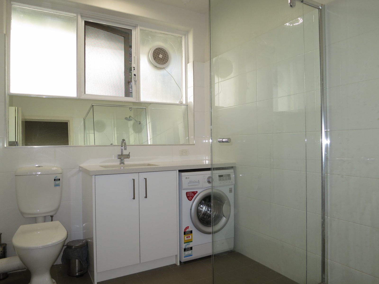 Gallery: 2/133 Brighton Road