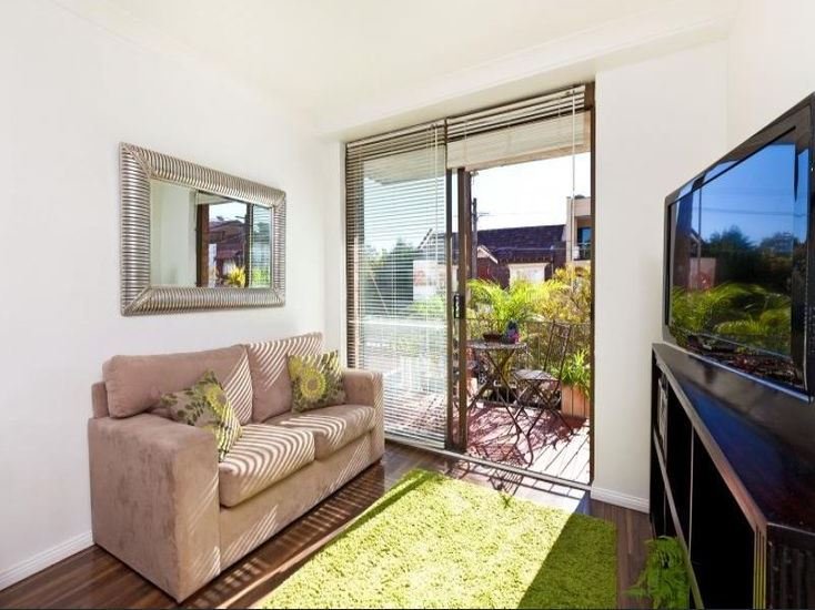 2/133 Macpherson Street BRONTE 1
