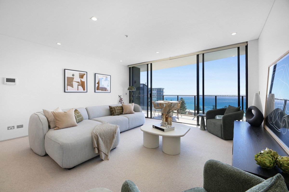 2133/2-14 The Esplanade Burleigh Heads 8