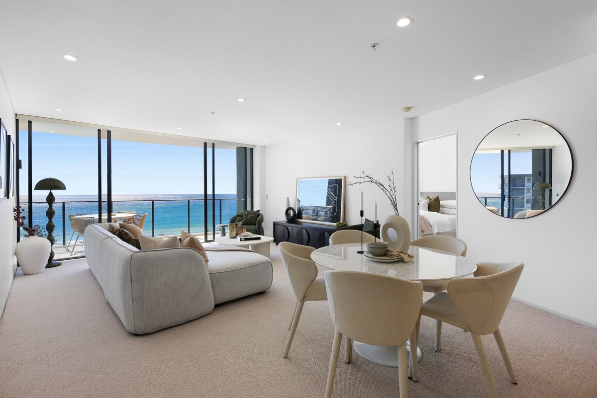 2133/2-14 The Esplanade Burleigh Heads 9