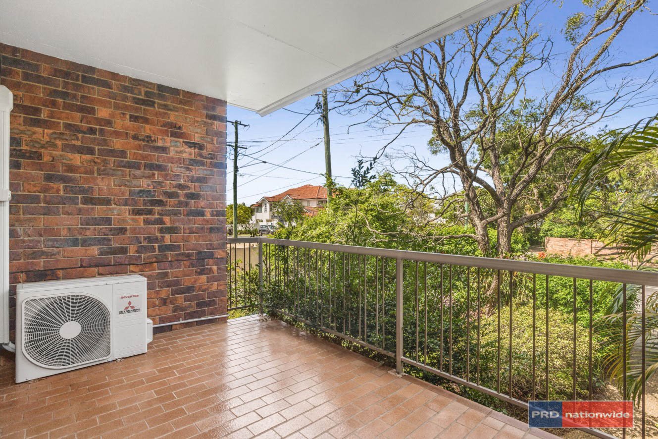 2/134 Bonney Avenue CLAYFIELD 2