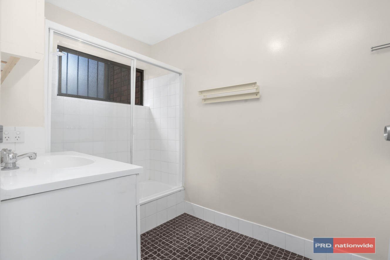 2/134 Bonney Avenue CLAYFIELD 11