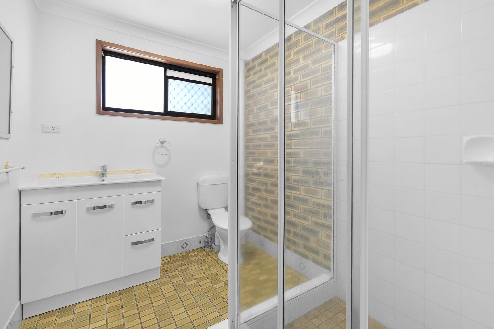 2/134 Kennedy Drive TWEED HEADS WEST 6