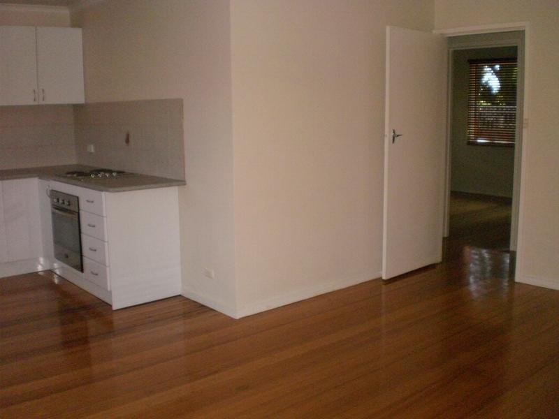 Gallery: 2/134 Lower Dandenong Road