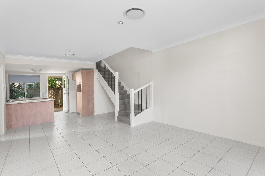 2/134 York Street NUNDAH 3