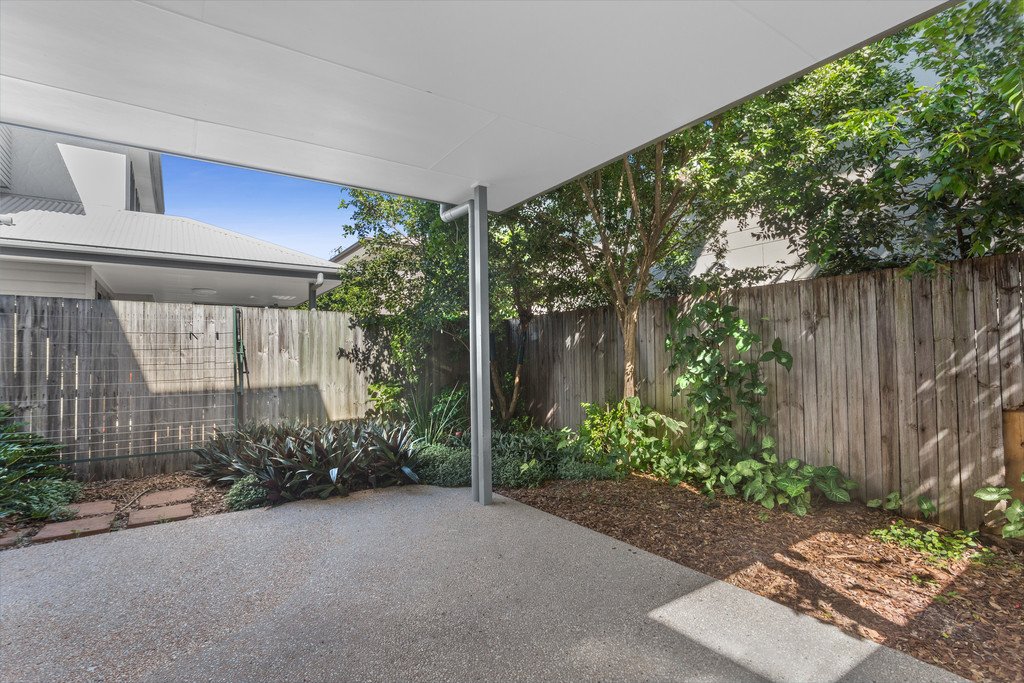 2/134 York Street NUNDAH 6