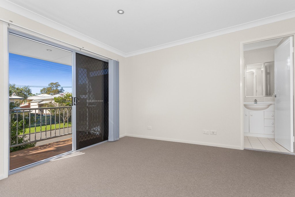 2/134 York Street NUNDAH 8