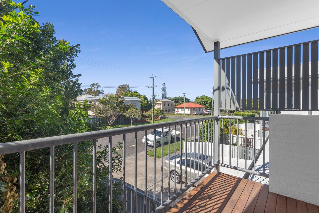 2/134 York Street NUNDAH 9