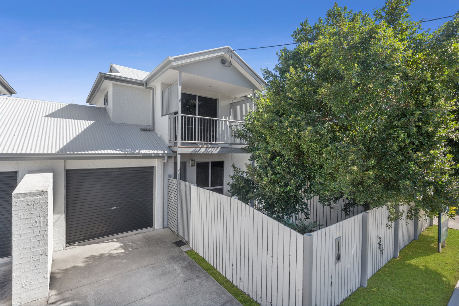 2/134 York Street NUNDAH 1