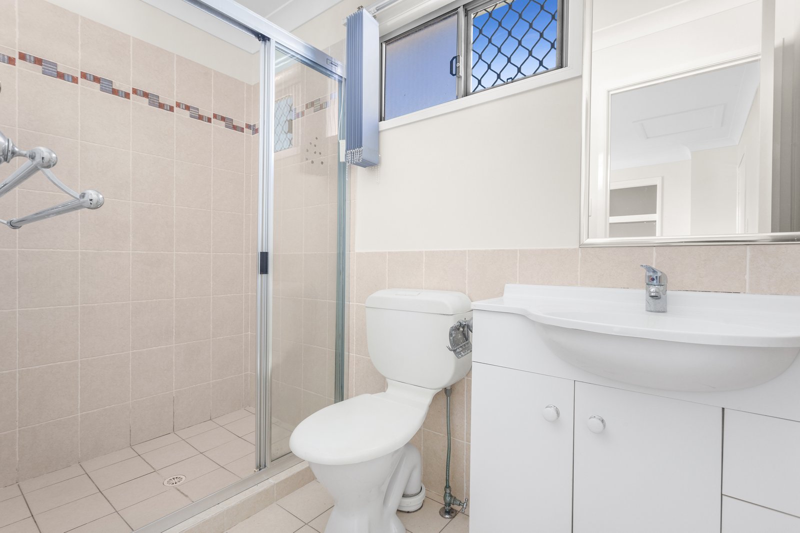 2/134 York Street NUNDAH 10