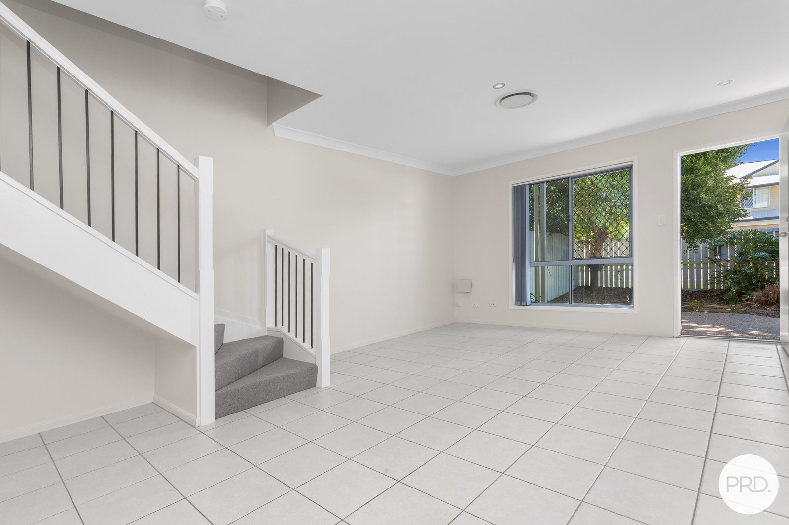 2/134 York Street NUNDAH 2