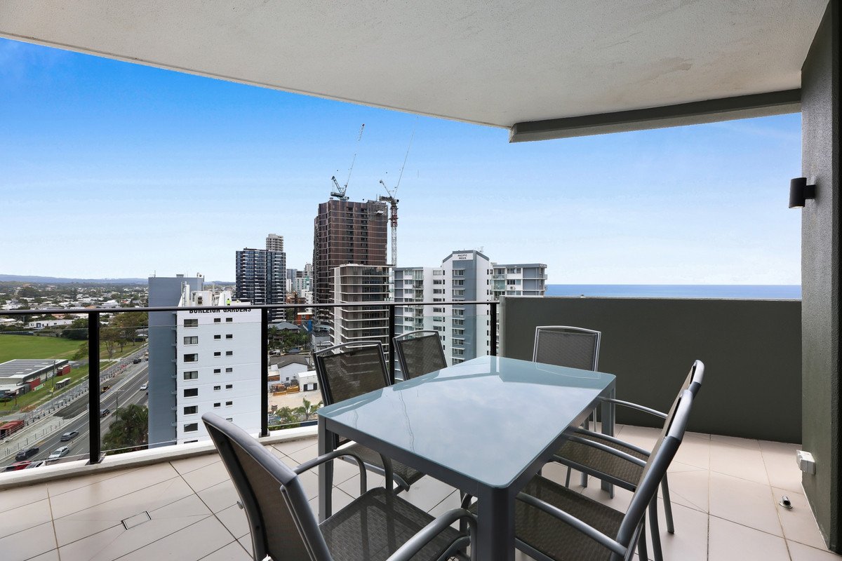 2134/2-14 The Esplanade Burleigh Heads 12