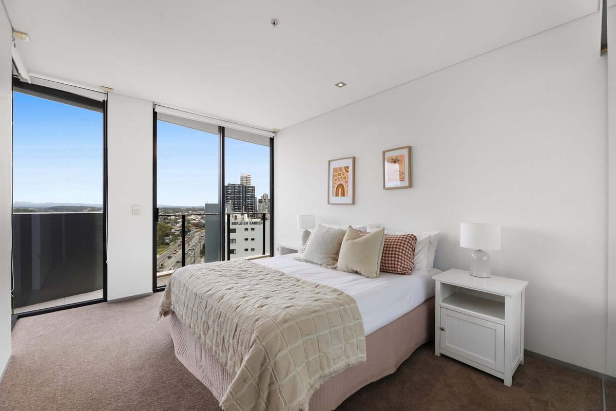 2134/2-14 The Esplanade Burleigh Heads 17